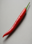 Emmivans Hot Mixed Pepper Seeds. Long Thick Red Cayenne Pepper & Slim Chili Pepper Seeds. Non-GMO Pepper Seeds For Outdoor & Indoor Home Gardening